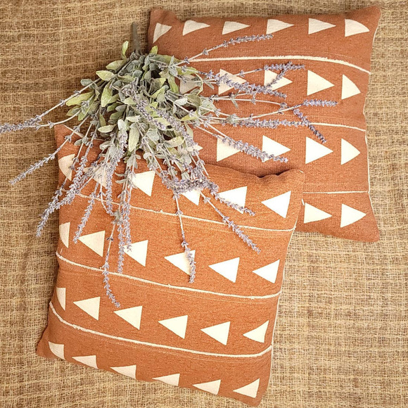 Merchant 41 pillow cover Southwestern Triangle Rust Brown Cotton NIP Set of (2) - Picture 3 of 6